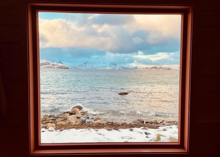 Nydelig Ved Havet Naert Semesterbostad